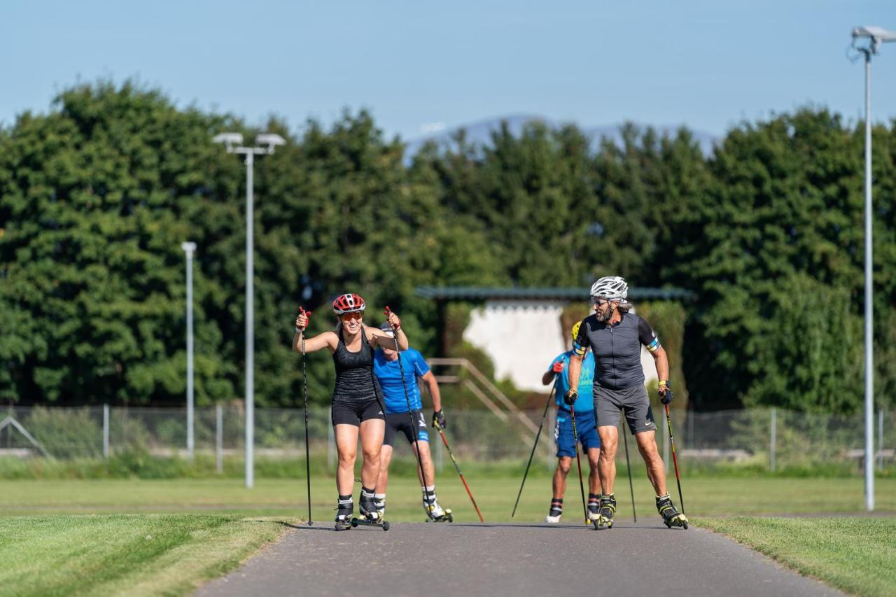 Camping Sportzentrum Zeltweg - A Silent Alternative Eksteriør bilde